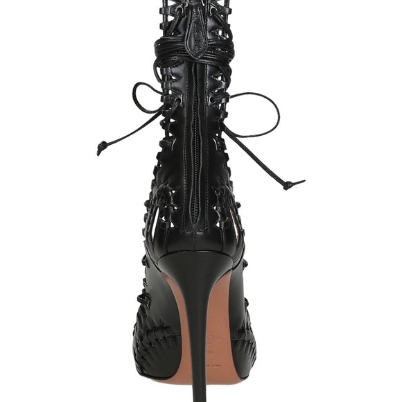 SUPER RARE ALAÏA Woven cut-out lace up sandals - Picture 3 of 12